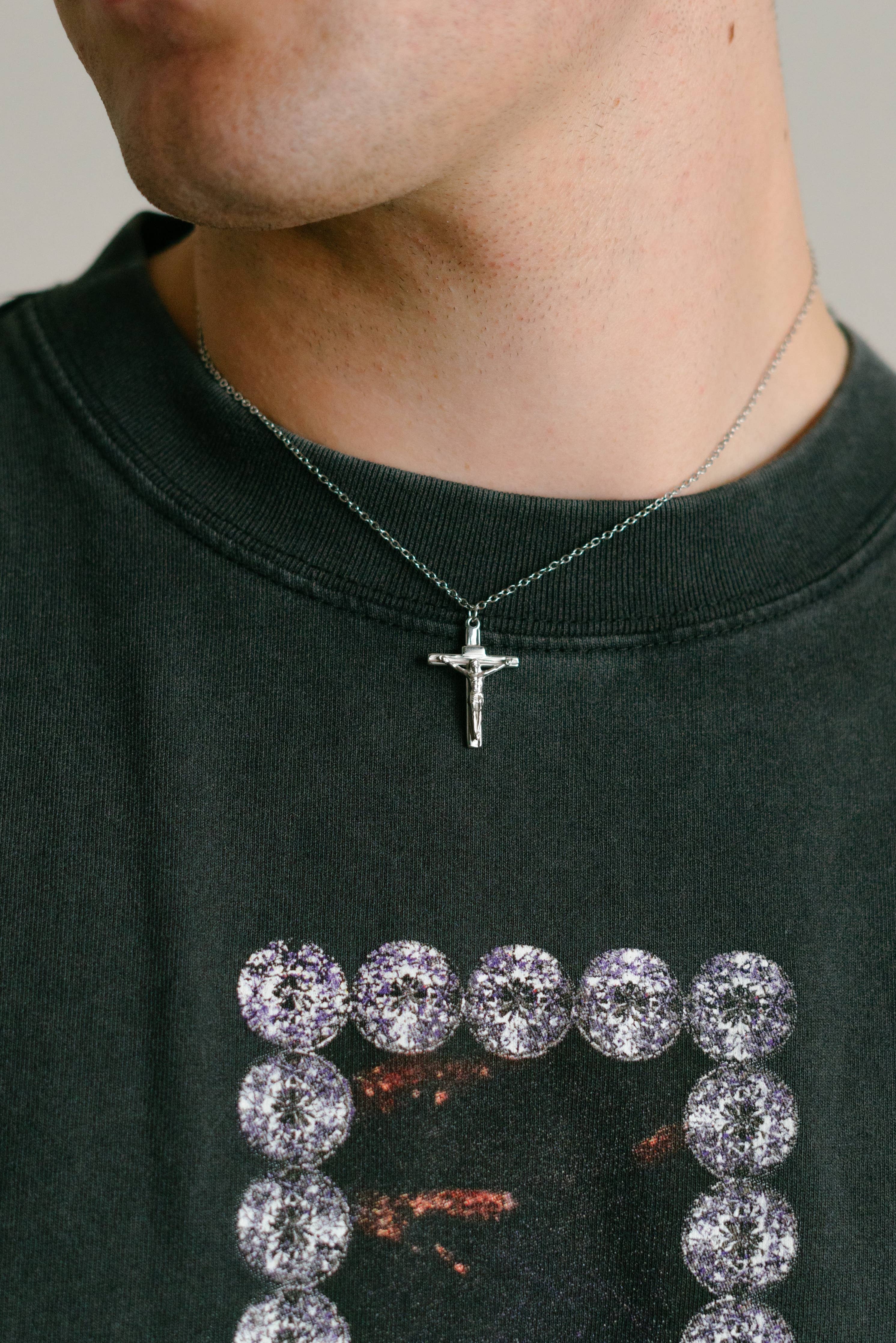 Cross Pendant Necklace